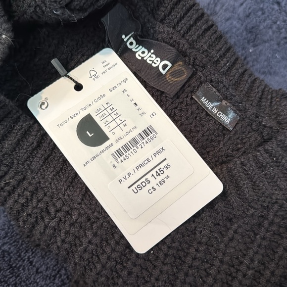 NWT DESIGUAL Sz L Black Sweater Pullover I LOVE ME Yarn sewed msg L@@K! Z44 - Picture 7 of 7